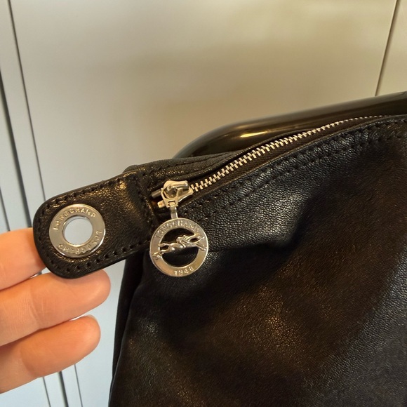 Longchamp Classic Black Leather Shoulder Bag - Picture 11 of 16